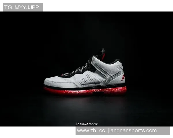 韦德亲临签约仪式李宁品牌韦德之道与篮网新秀杰明达成合作 韦德亲临签约仪式李宁品牌韦德之道与篮网新秀杰明达成合作